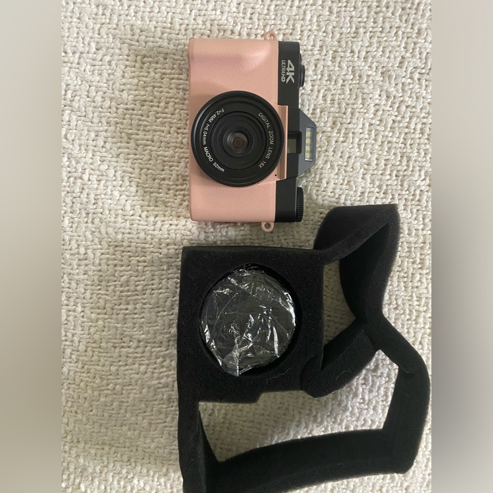 Digital camera